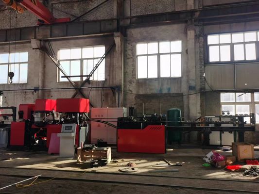 El material de la máquina de soldadura de tubos de acero cuadrados de ERW es 18000KG