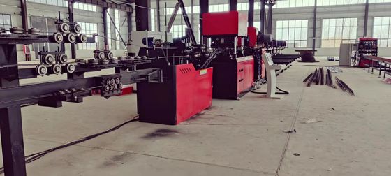 Máquina de soldadura de barras de acero de control PLC 7.5kw Altura de soldadura 70-270mm