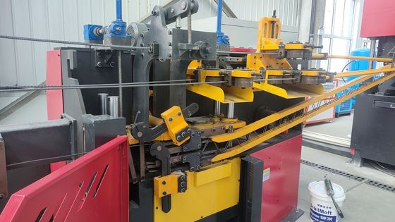Máquina de soldadura automática de control PLC 1.2-3.2 mm espesor de soldadura